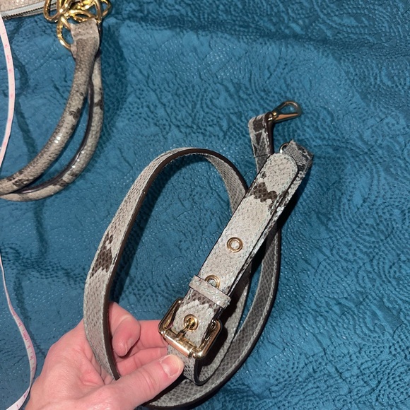 Large Via Spiga Snake print Shoulder bag 3 compartment bonus strap - Picture 10 of 12